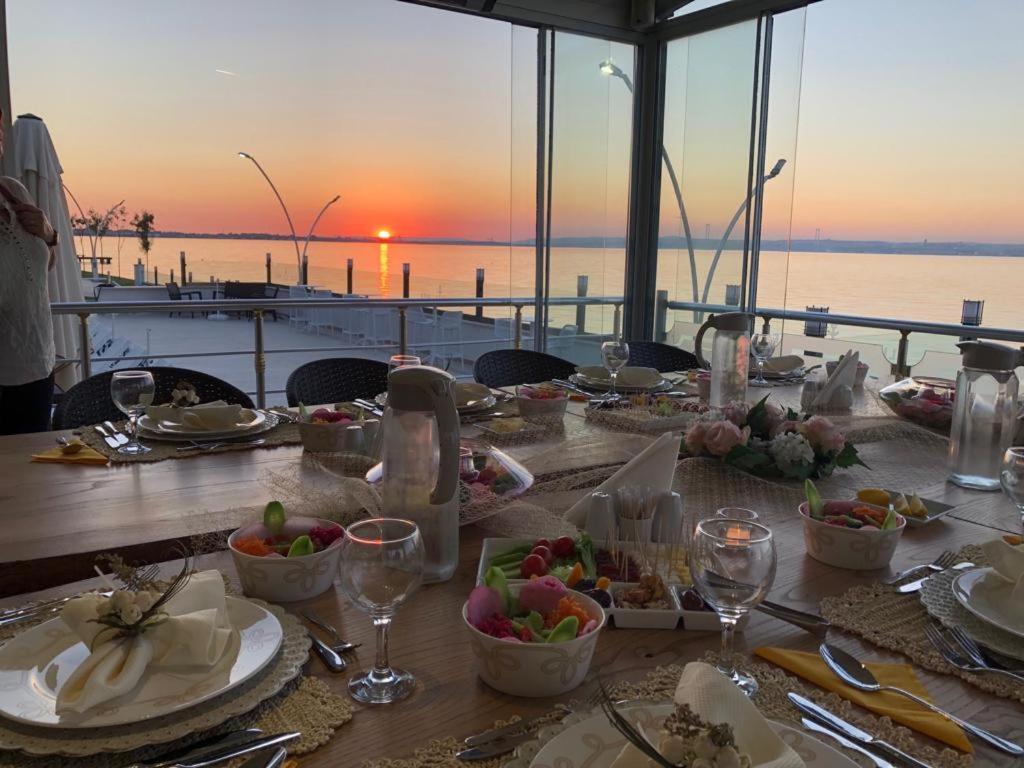 Blue Pier Hotel Kocaeli Zewnętrze zdjęcie